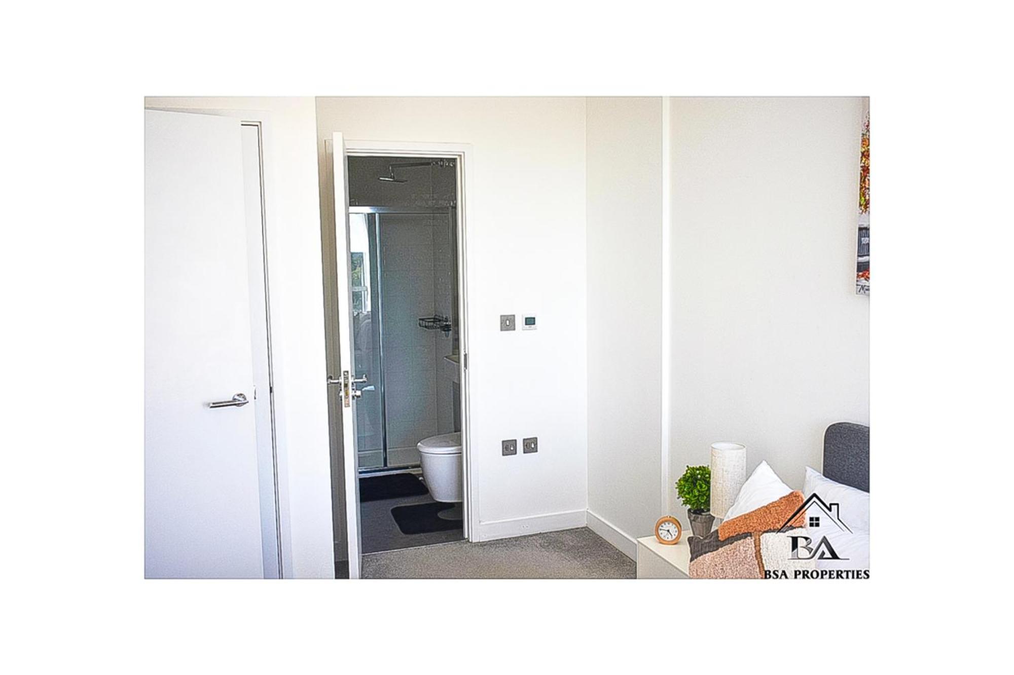 City Centre Apartment Close To Ascot & Legoland Sleep Upto 4 Guests - Parking On Request! Bracknell Exterior foto